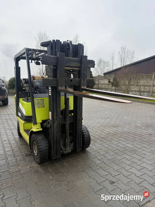 wózek widłowy CLARK CGP16 VW LPG Triplex 44m Działoszyn