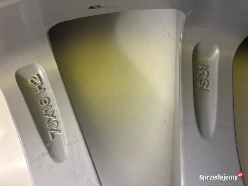 BMW OE E90 E91 F30 F31 4 x felgi 7Jx16 ET31