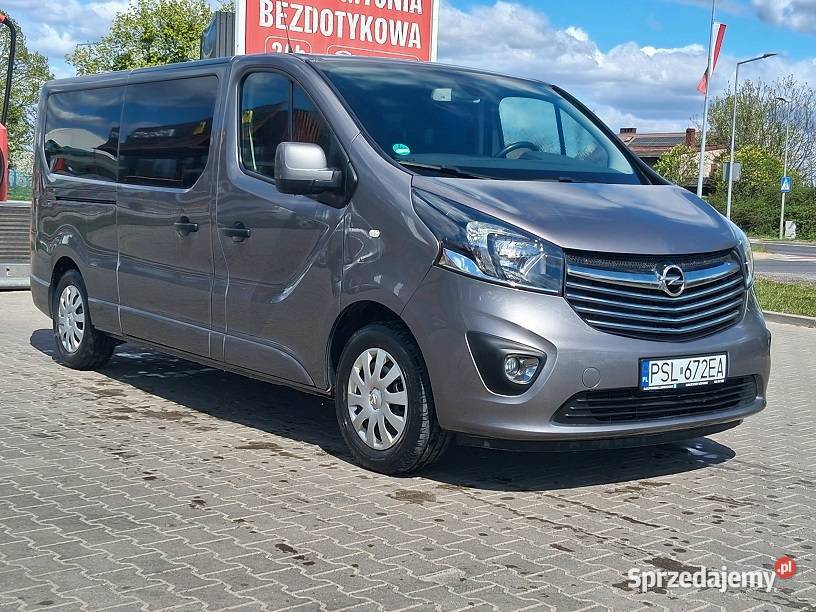 Opel Vivaro Long Długi 9 osób 2 x Klima i serwisowany w ASO Słupca