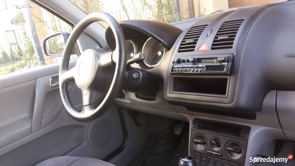 Volkswagen POLO 14benzyna 2001przeb147 tkm3drzwi kupiony w Polsce Warszawa