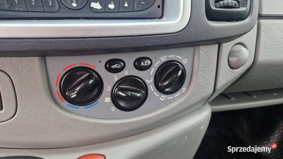 Opel VIVARO Błonie