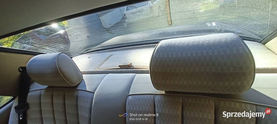 Mercedes 190 W201 fotel kierowcy kremowy Tapicerki samochodowe świętokrzyskie