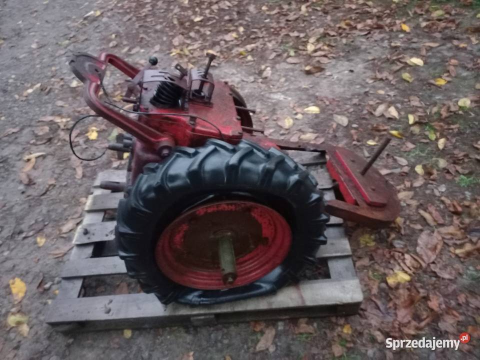 Skrzynia biegów ciągnik Dzik Izdebno-Kolonia
