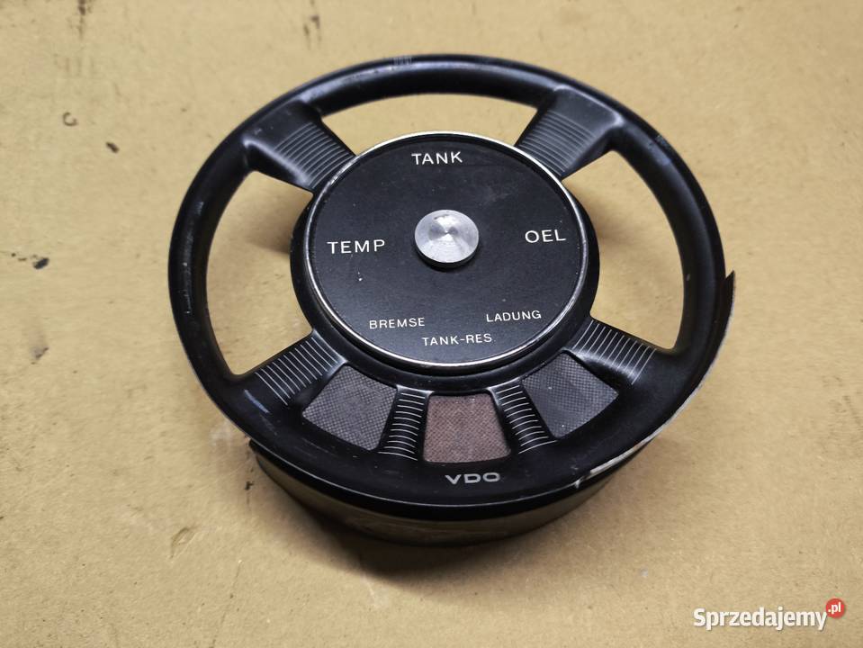 Obudowa wskaźników mercedes w114 w115 ramka Lutoryż