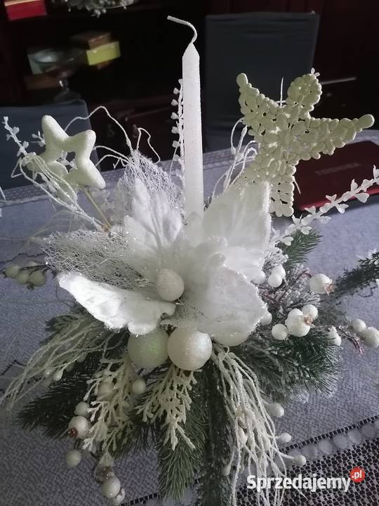 stroik ozdoba bąbki świerk śnieg tuja bombki Sierpc