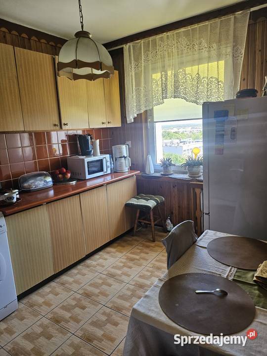 Ostrowiec Świętokrzyski 2 pokojowe sprzedam oddzielna kuchnia