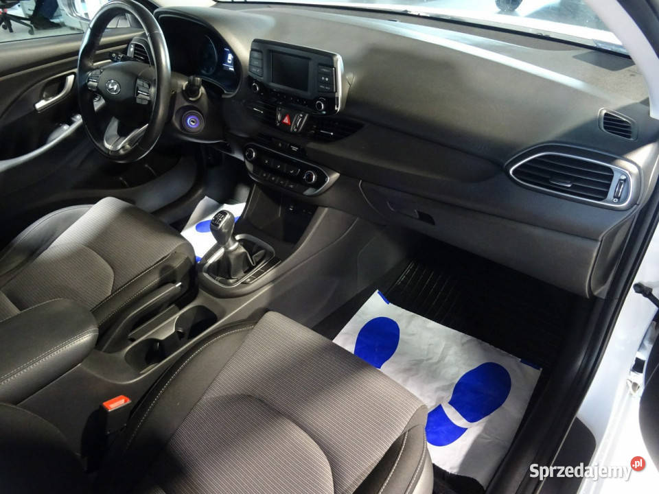 Hyundai i30 14 130Krajowy Niski przebieg III wielofunkcyjna kierownica