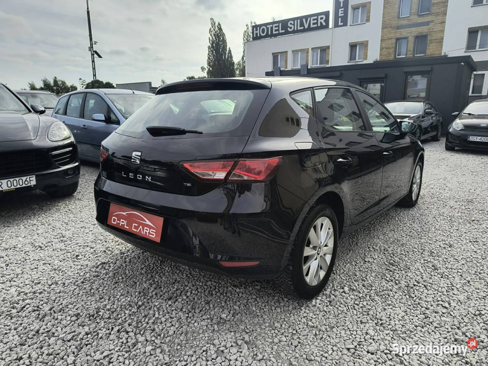 Seat Leon Android CarPlay Czujniki Parkow ALU Bydgoszcz