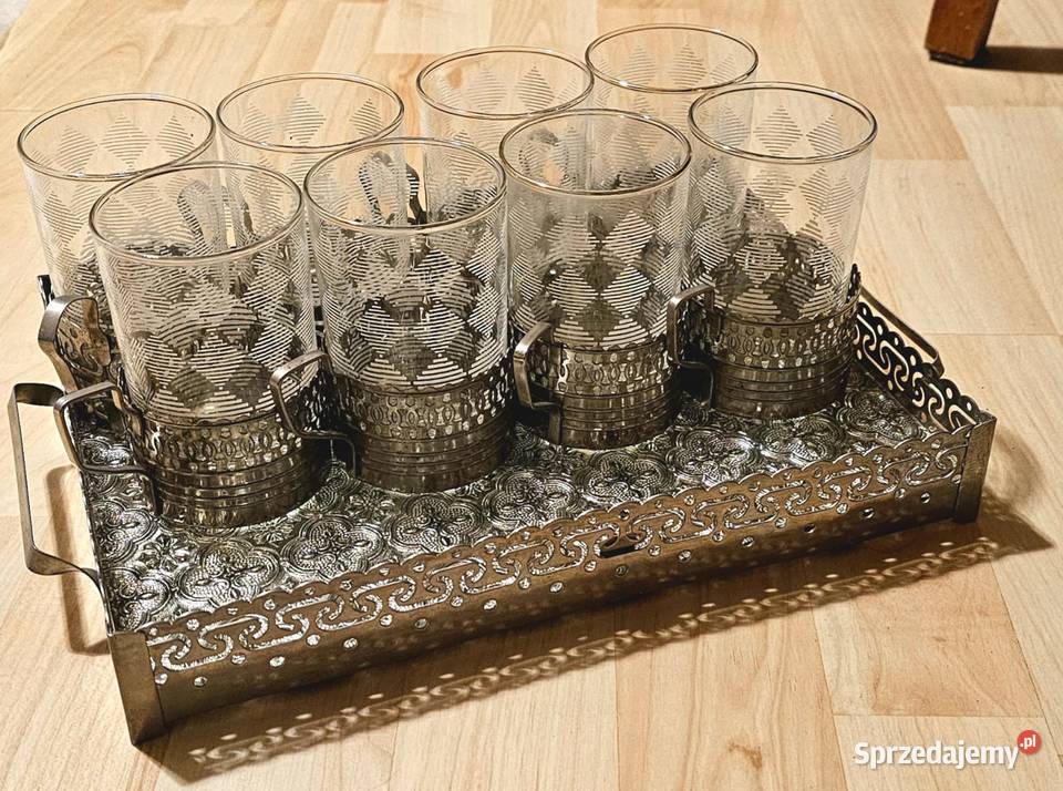Zabytkowy stylowy zestaw VINTAGE 8 szkalek z Wyposażenie wnętrz wielkopolskie
