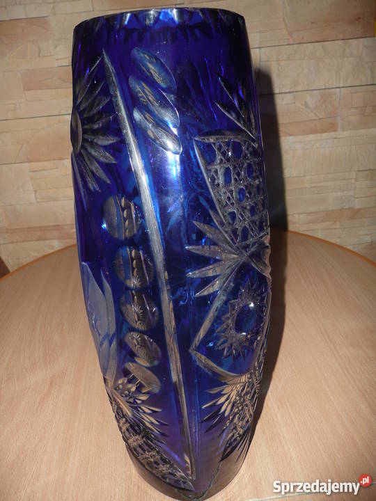 Wazon kryształowy z wizerunkiem Jana Pawła II Nisko