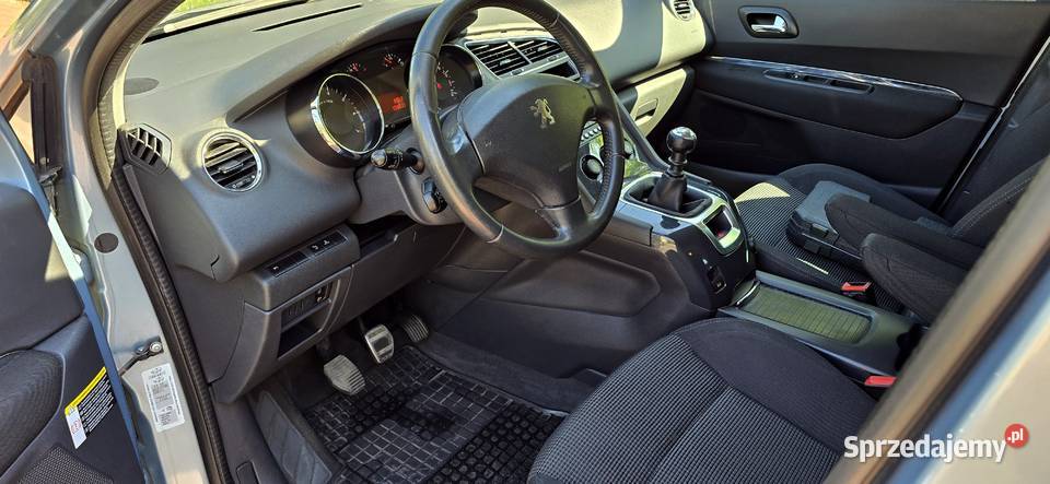 Peugeot 5008 16 156 benzyna lakier metallic śląskie Czeladź