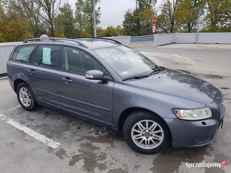 VOLVO V50 16D 2008 249999km V50