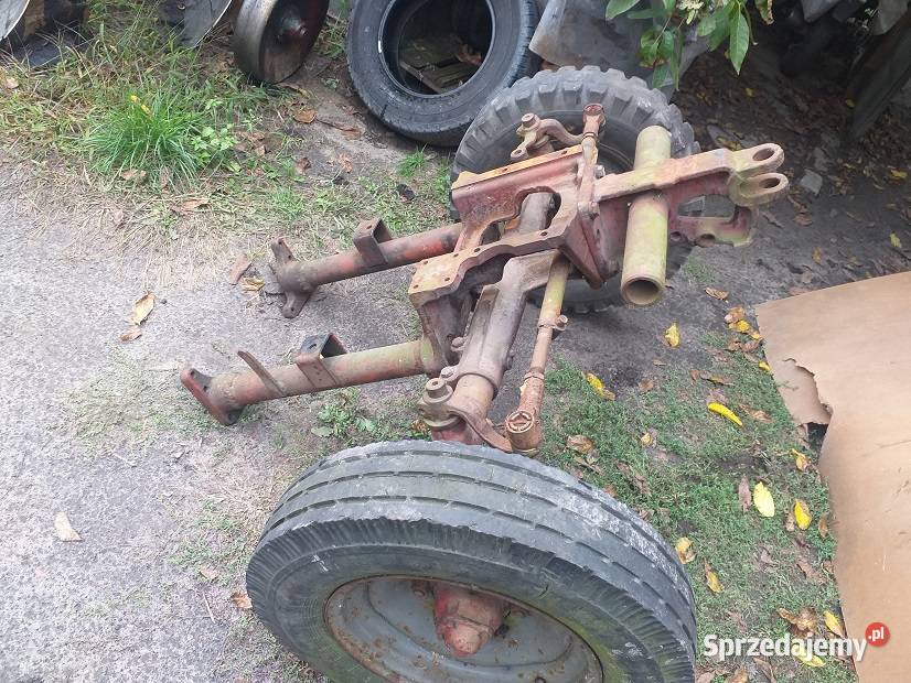 Przód przodek T25 Władymirec z kołami i ramą Grębów