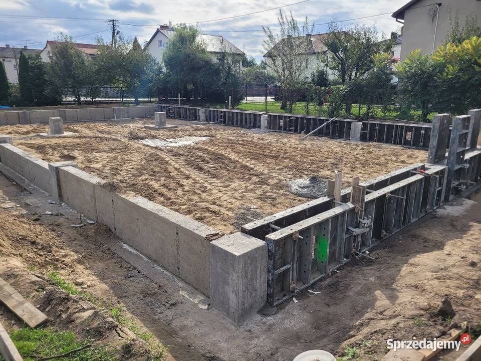 Parace ziemne fundamenty pod hale stalowe