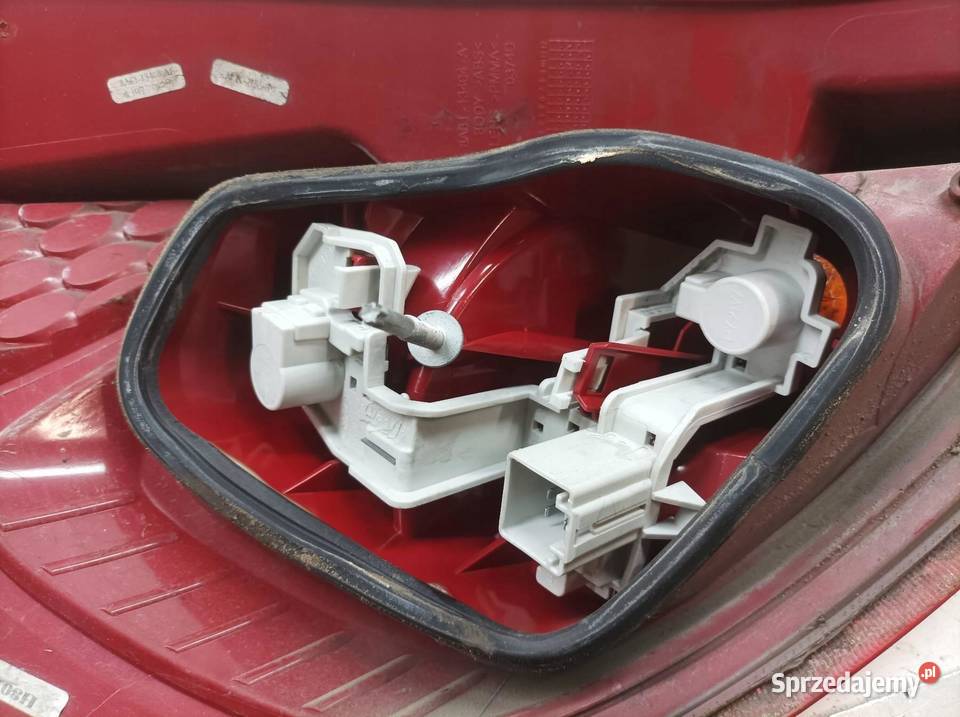 LAMPA TYŁ KOMPLET Ford Fiesta Mk7 20082016