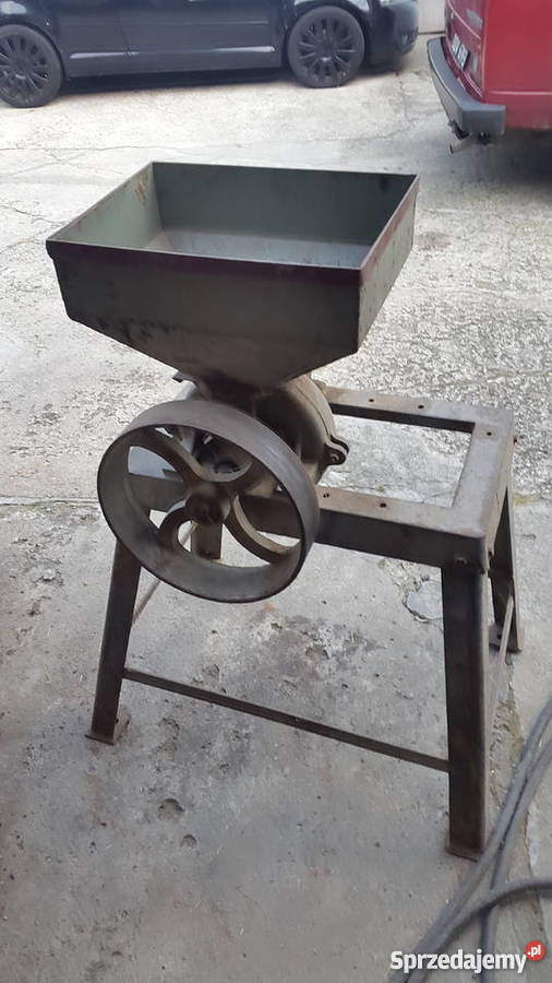 Śrutownik do zboża kamienny