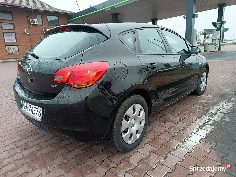 Opel Astra J 17 CDTI 110 Doinwestowany Niski mazowieckie Goszczyn