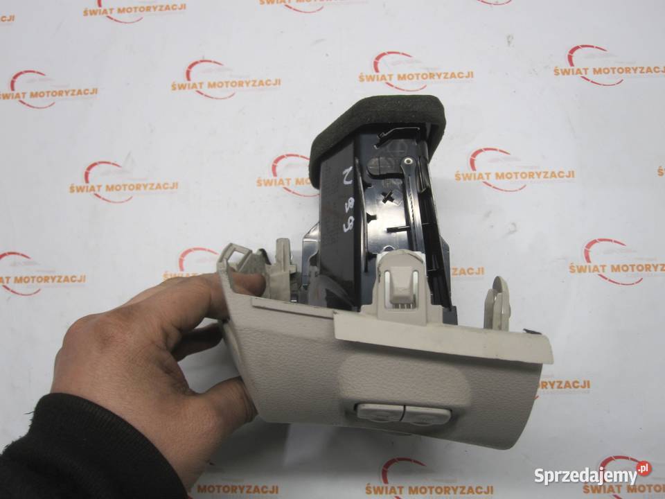 NISSAN LEAF I 11r kratka nawiewu 68760 3NB0A Kratki nawiewu Kielce