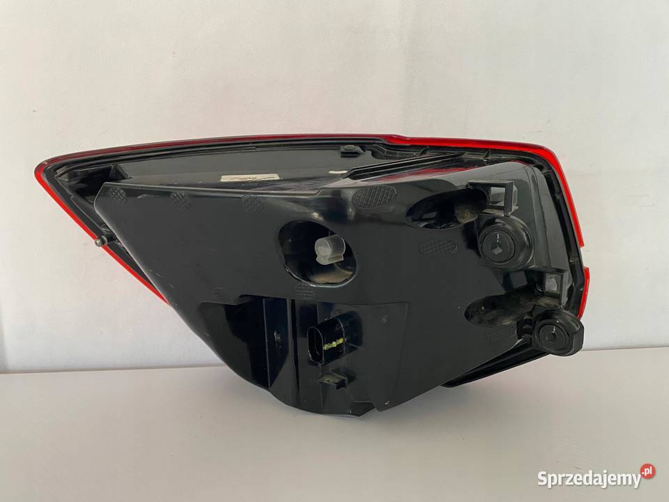 AUDI Q2 81A LAMPA TYLNA PRAWA TYŁ LED 81A945092B