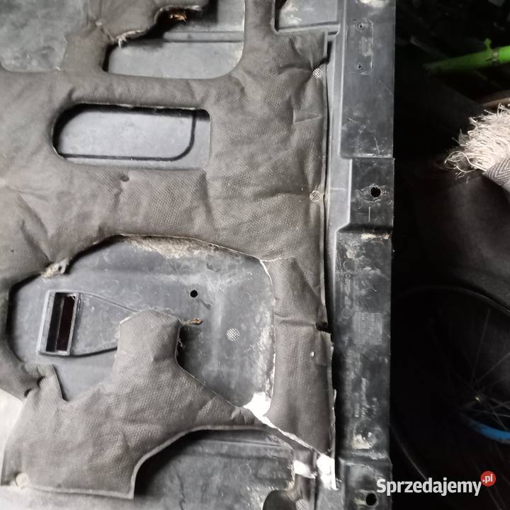 Osłona silnika Mercedes Bklasa