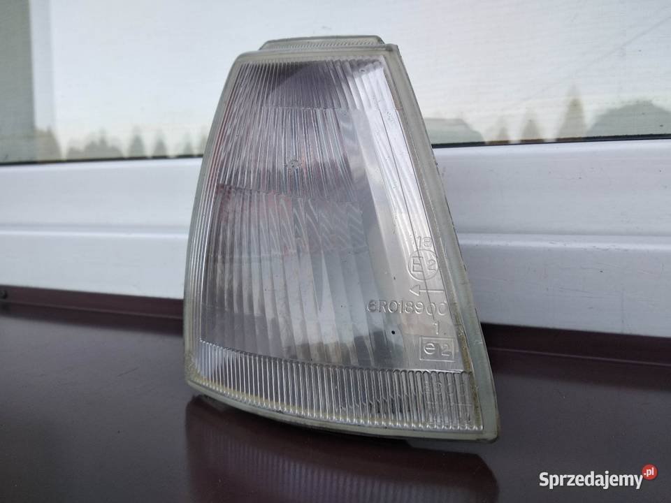 Renault Clio I 1 kierunkowskaz kierunek migacz Sieradz