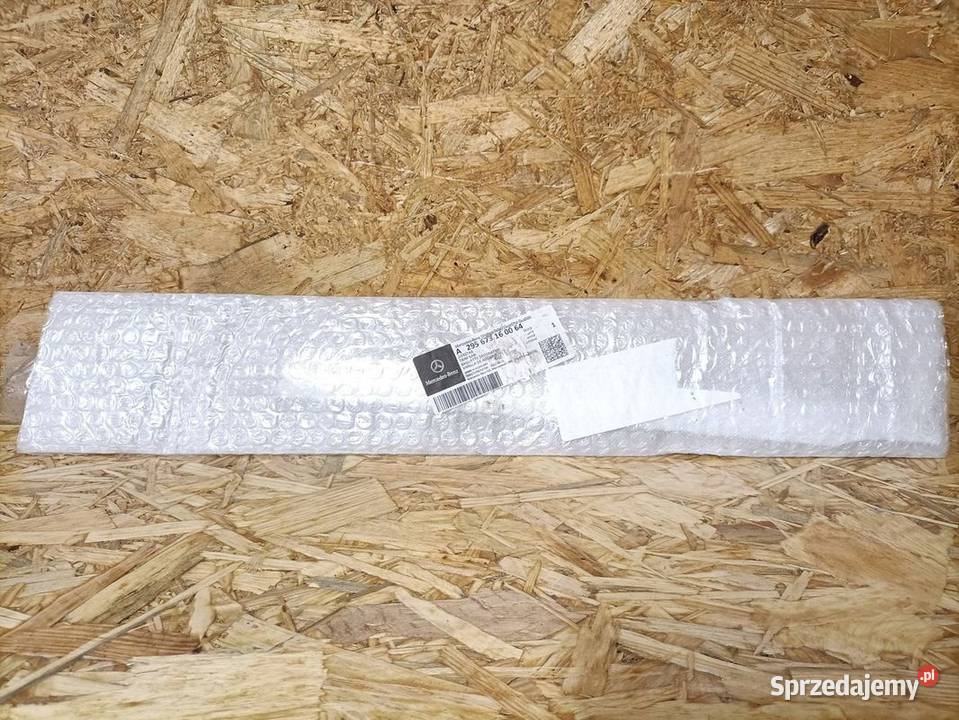 MERCEDES V295 W295 LISTWA SZYBY PRAWY TYŁ Listwy i nakładki Pleszew