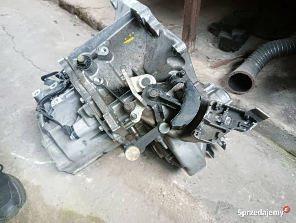 Skrzynia biegów Peugeot 15 Blue HDI 20R102 Suchedniów sprzedam