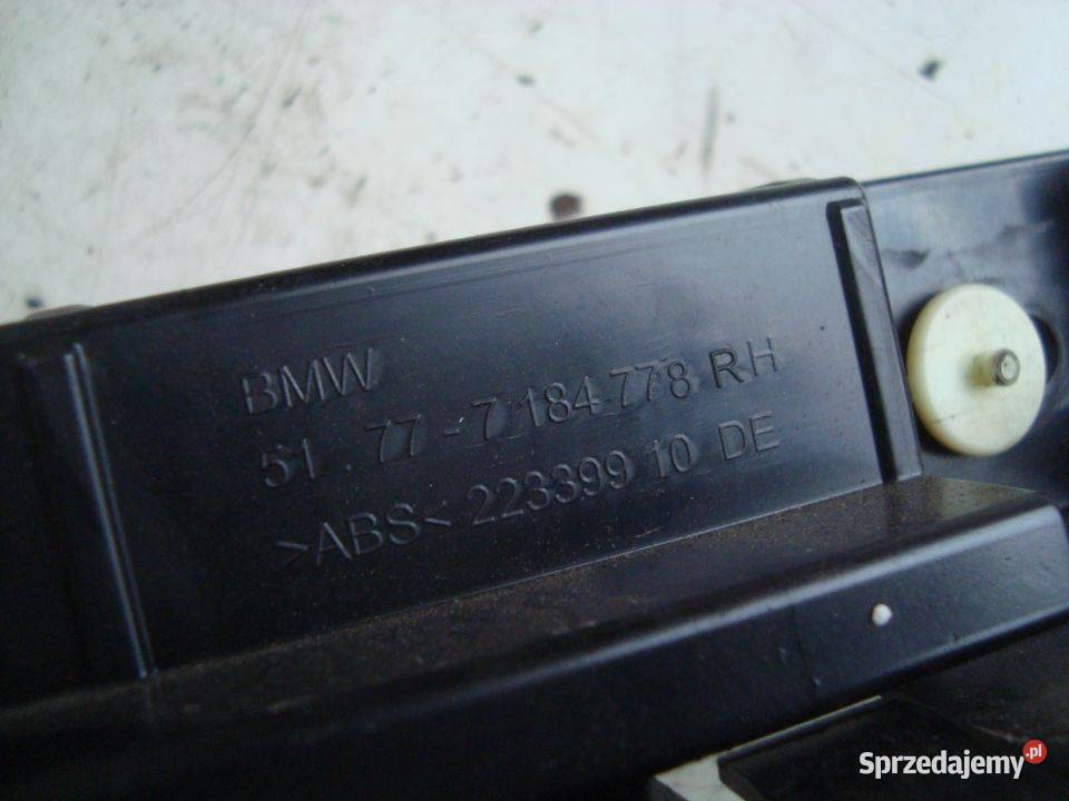 LISTWA PROGOWA PRAWA BMW 5 F10 F11 22339910 Włoszczowa