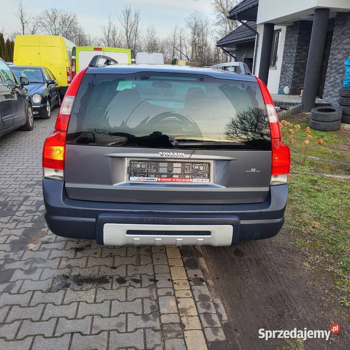 Volvo XC 70 24D AWD Momentum bezwypadkowy bez Volvo Góra Kalwaria