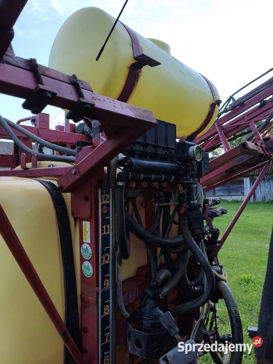 hardi opryskiwacz 1200l 24m mazowieckie Sadowne
