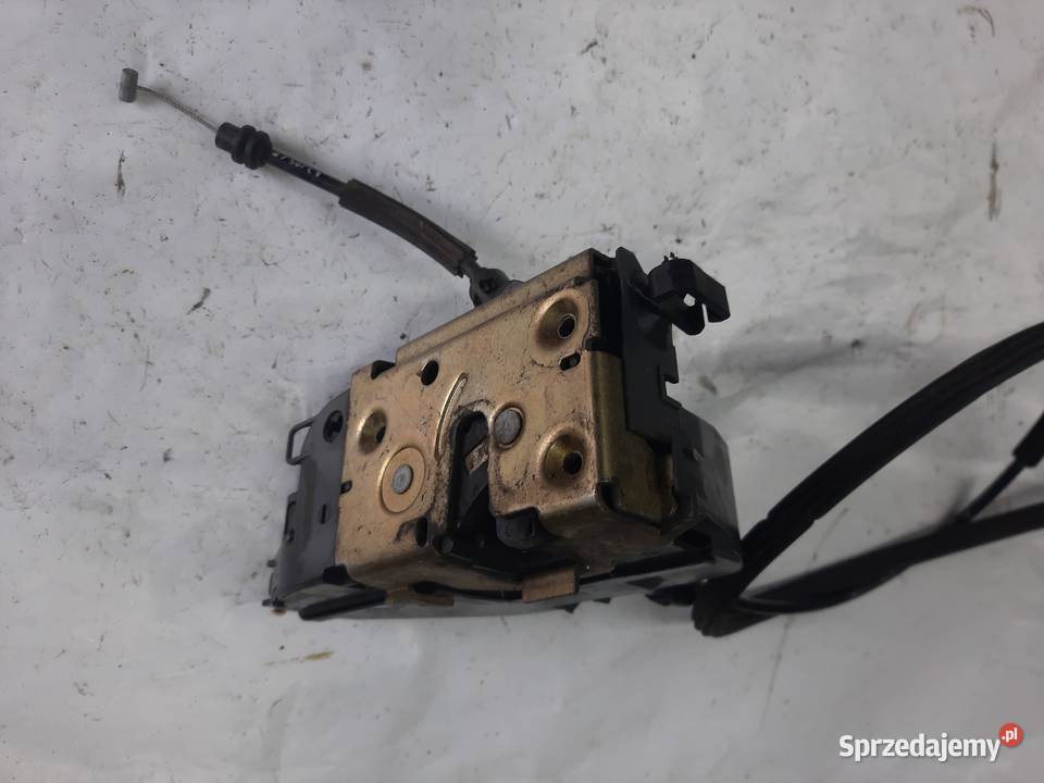 Peugeot 307 CC Zamek Drzwi Prawy Przód Ksawerów