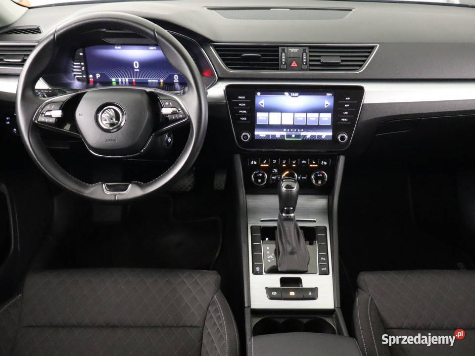 Skoda Superb 15 TSI czujnik zmierzchu