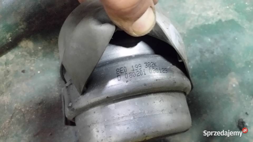 AUDI A4 B7 B6 PODUSZKA SILNIKA 8E0199382K Części montażowe łódzkie Bełchatów sprzedam