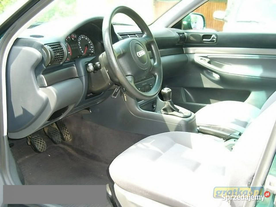Audi A4 BEZWYPADKOWY 85krajowy SERWISOWANY B5 lakier metallic Skawina