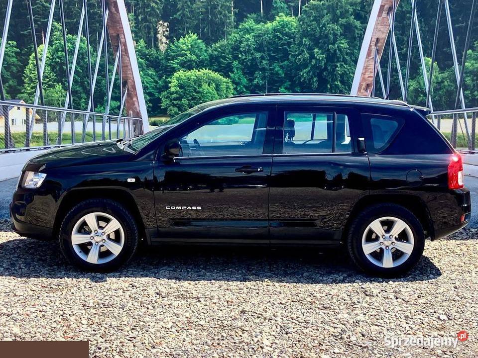 Jeep Compass 24 benzyna 170 2011r Możliwy Radom