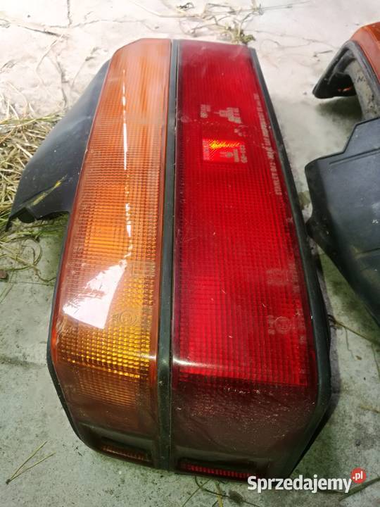 Lampa tylna Honda Prelude Rok produkcji 1990 Części samochodowe lubelskie sprzedam