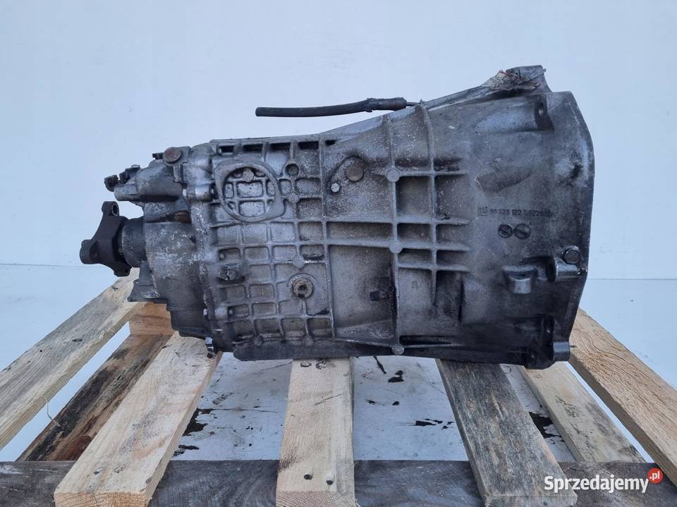 Opel Omega B 25 V6 SKRZYNIA BIEGÓW manualna Rudka