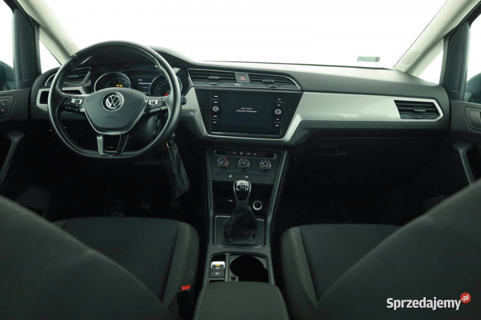 VW Touran 15 TSI Piaseczno