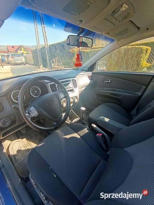 SPEZEDAM KIA RIO nieuszkodzony Wiśniowa