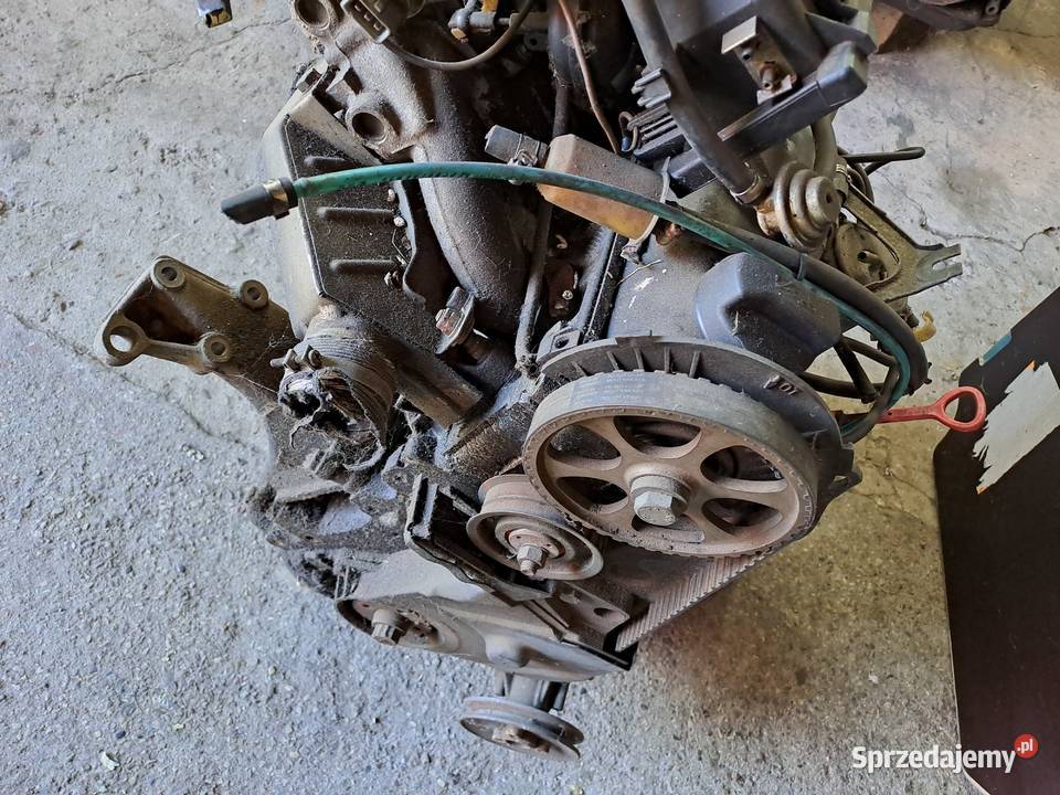 VW Golf 2 II 90r 16B 230 silnik skrzynia maska Myślibórz sprzedam