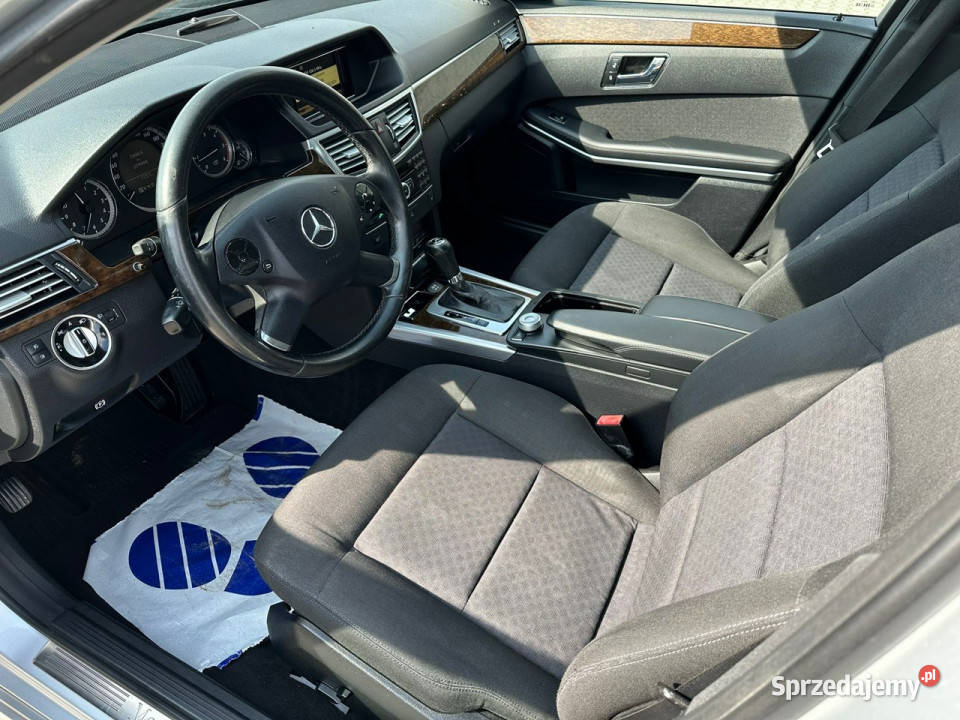 Mercedes E 200 E200 Grzane fotele Klimatronic Ostrowiec Świętokrzyski