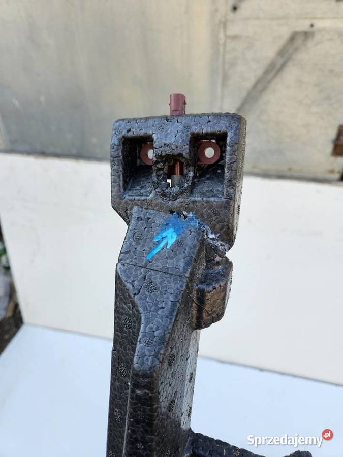 BMW X1 F48 ABSORBER ZDERZAKA PRZÓD CZUJNIK Międzychód