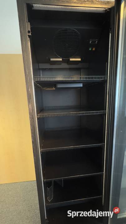 witryna chłodnicza 2023 prawie nowa nowy Warszawa