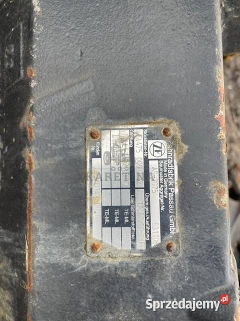 ZF AS2075 Deutz Fahr Agrotron Obudowa Mostu Atak Pozostałe Jastrzębniki sprzedam