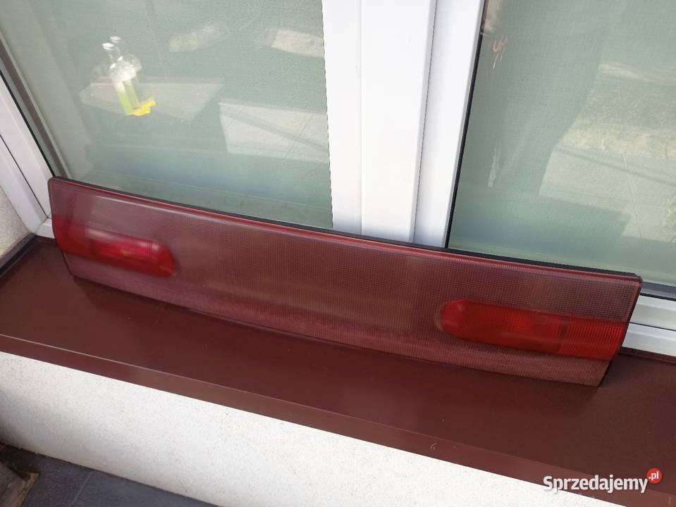 Renault 19 PH2 blenda na klapę bagażnika