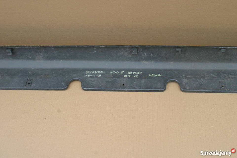 HYUNDAI I30 I KOMBI 0712 LISTWA PROGOWA NAKŁADKA lubuskie Bieleń