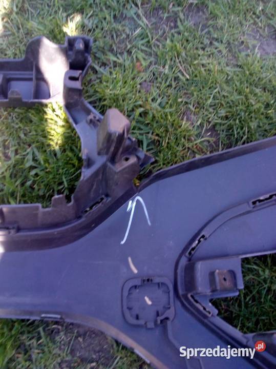 Zderzak przód Dacia Sandero III Stepway 20