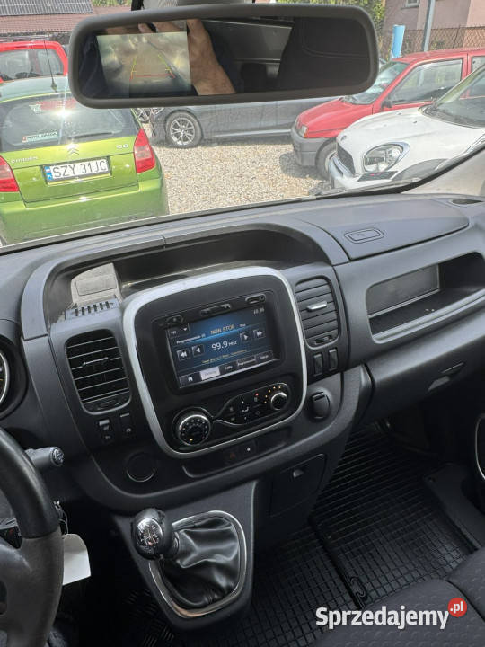 Opel Vivaro 16 120 3 osobowy klimatyzacja II 1598cm3