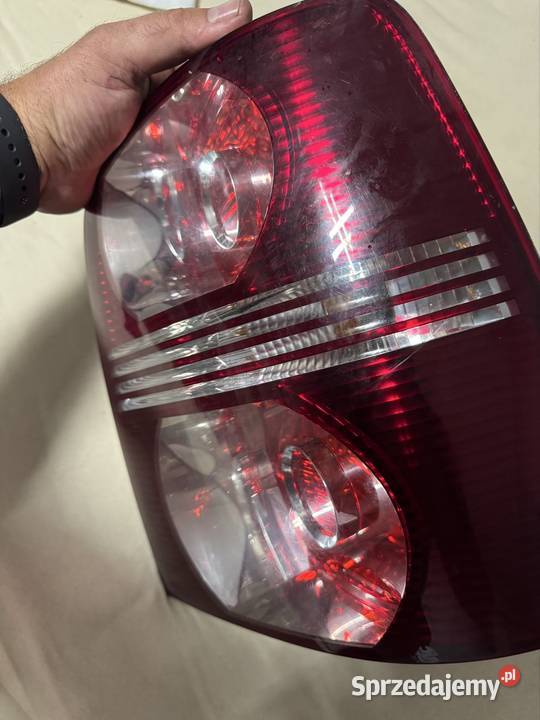 Vw Touran lampa tył prawa strona pasażera wersja Zabrze