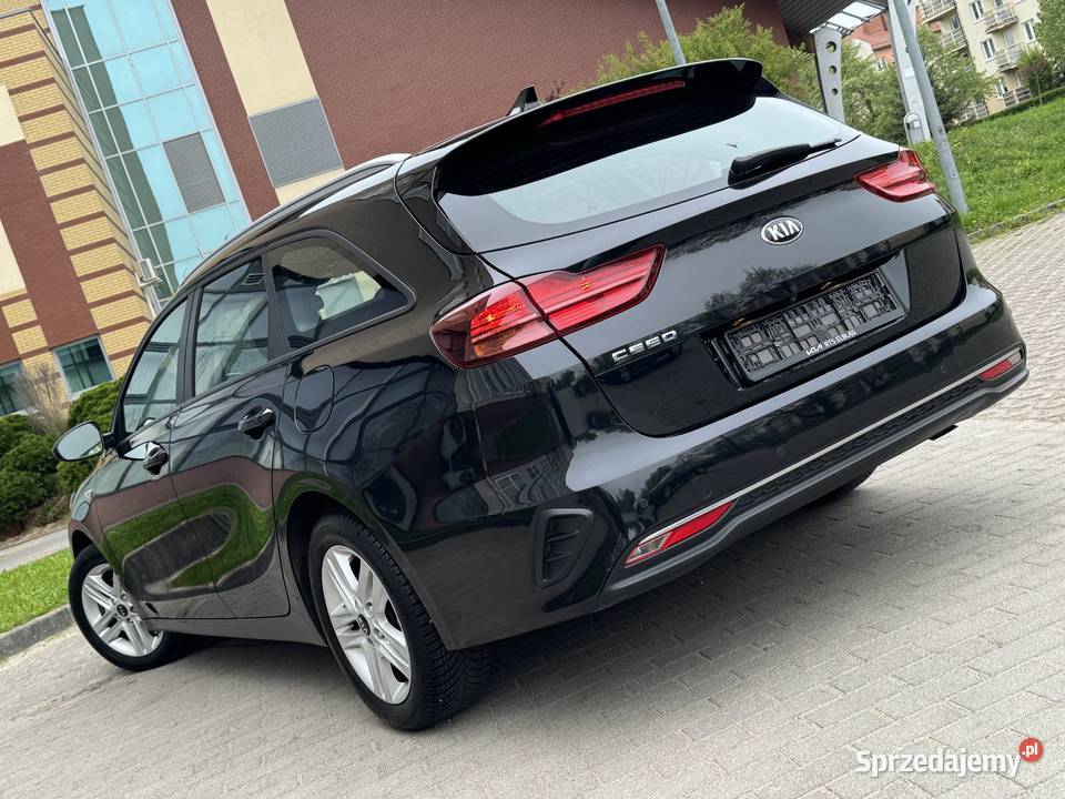 Kia Ceed 14 benzyna radar kamera grzane fotele i Elbląg
